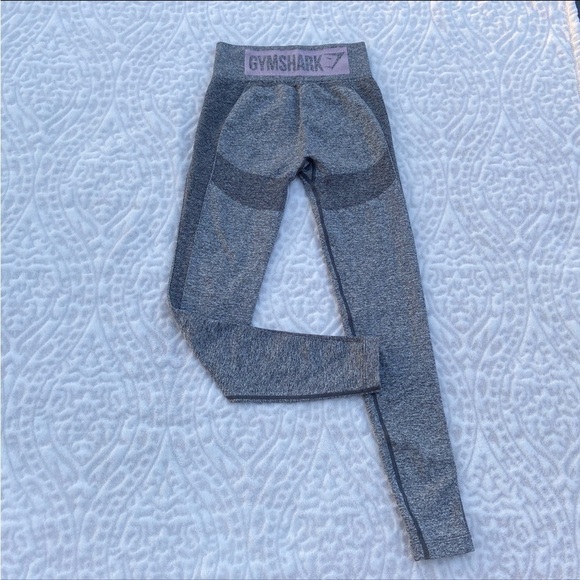 Gymshark Flex Athletic High Waisted Leggings Gray with Pink Logo - Picture 2 of 6